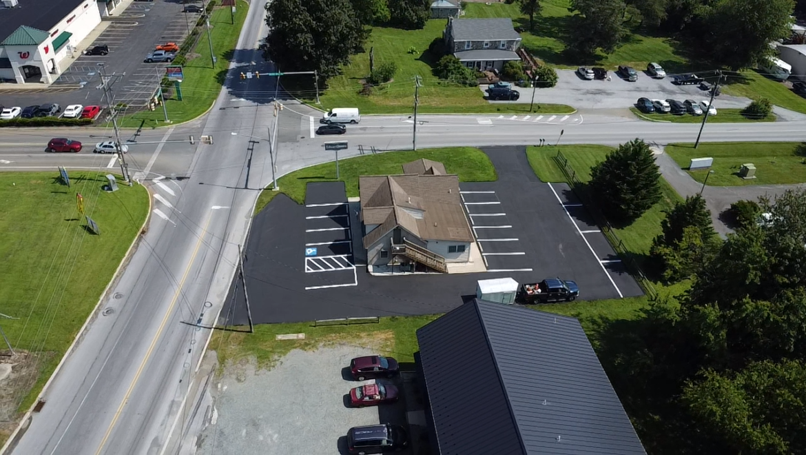 Why Skipping Commercial Asphalt Sealcoating Costs More in the Long Run